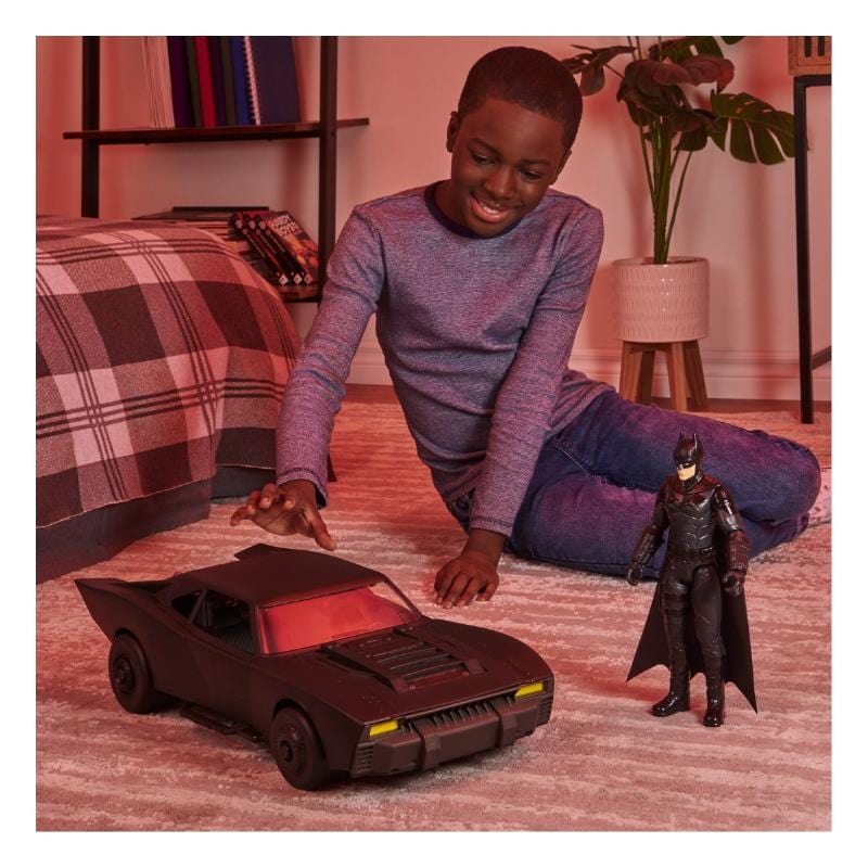 Batman con Batmobile, personaggio da 30cm e Bat-Mobile Gigante Batman Personaggi articolati da 30cm, vendita in assortimento