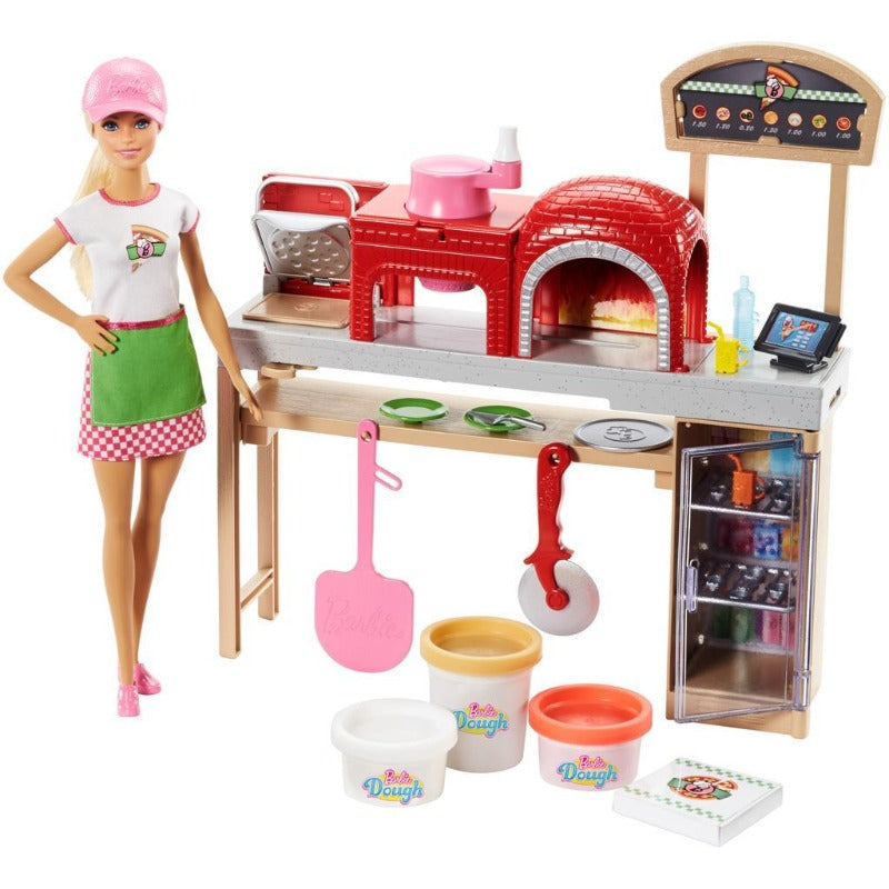 Barbie Pizzeria con Bambola, Tavolo ,Forno e Plastilina - The Toys Store