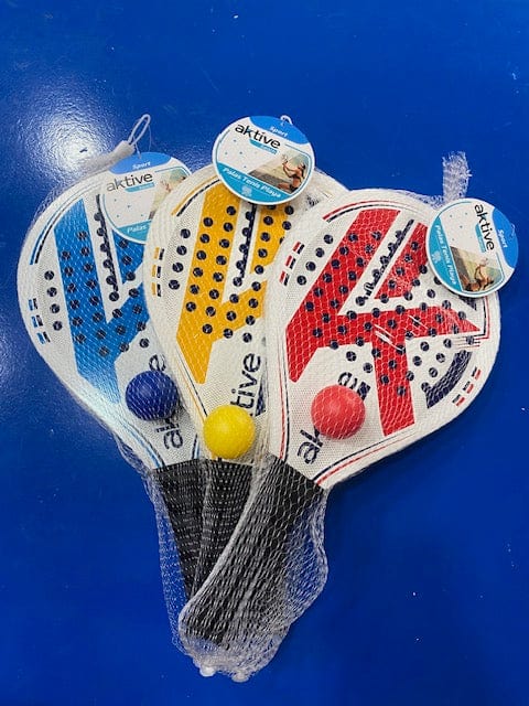 Tennis da Spiaggia Con Racchette in Legno