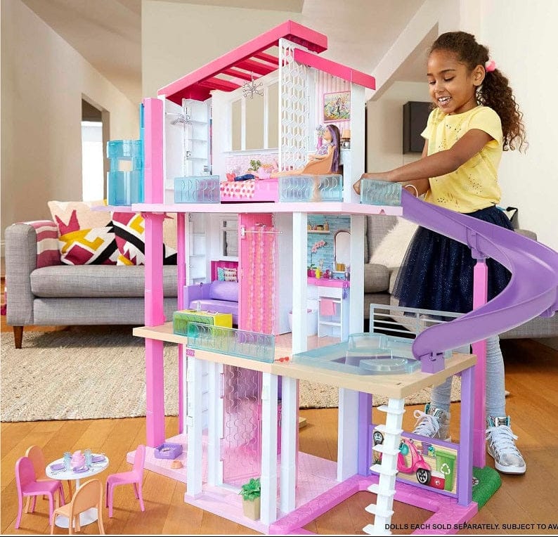 Bambole, playset e giocattoli Barbie Nuova Casa dei Sogni a 3 Piani con 8 Stanze, Ascensore e Piscina con Scivolo, Oltre 60 Accessori - GNH53 Barbie Nuova Casa dei Sogni a 3 Piani con 8 Stanze, Ascensore e Piscina con Scivolo, Oltre 60 Accessori - GNH53