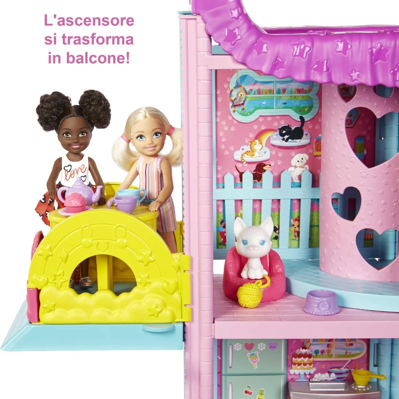 Barbie Barbie Casa di Chelsea, Playset trasformabile con 20 Accessori