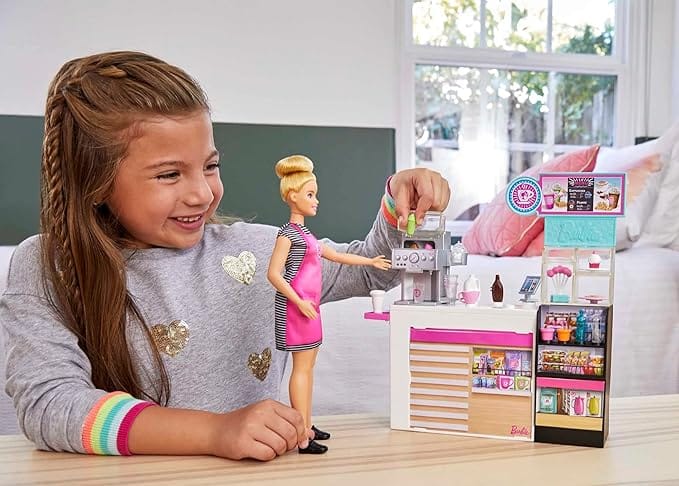 Bambole, playset e giocattoli Caffetteria di Barbie, playset con accessori e bambola barista Caffetteria di Barbie, playset con accessori e bambola barista