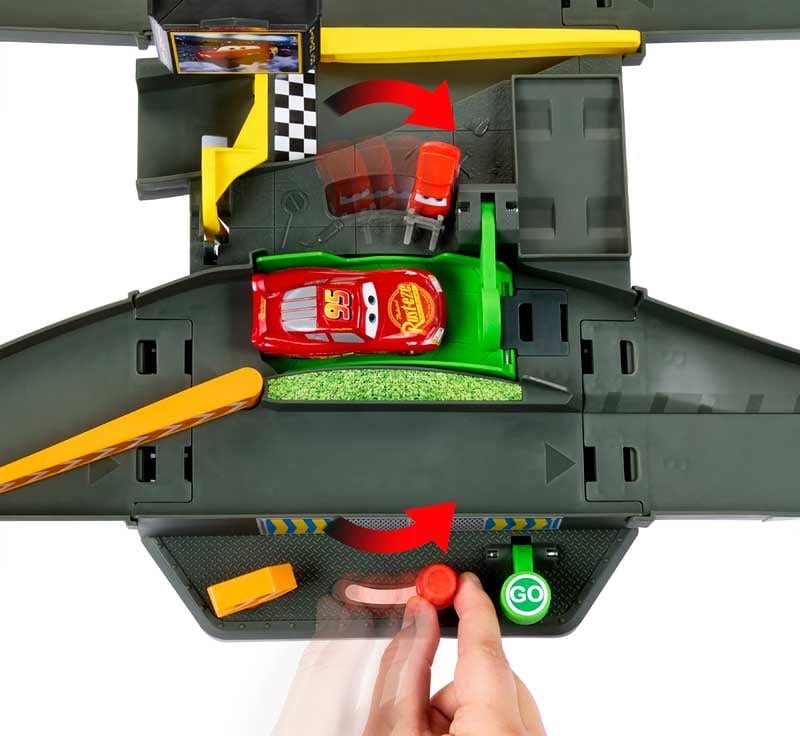 macchinine Disney Cars Pista Piston Cup con lanciatore Booster