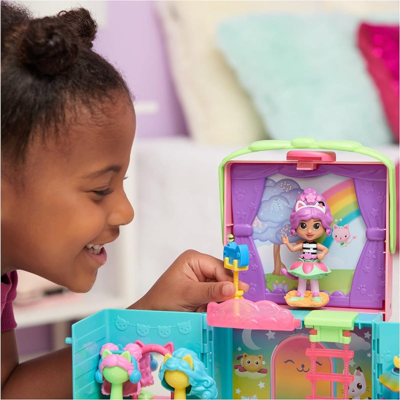 Bambole, playset e giocattoli Gabby's Dollhouse Rainbow Closet, Playset portatile con bambola Gabby e accessori Gabby's Dollhouse Rainbow Closet, Playset portatile con bambola