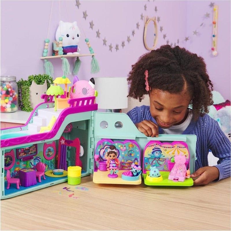 Bambole, playset e giocattoli Gabby's Dollhouse la Nave da Crociera di Gabby, Playset con 2 Personaggi e Accessori Gabby's Dollhouse Rainbow Closet, Playset portatile con bambola