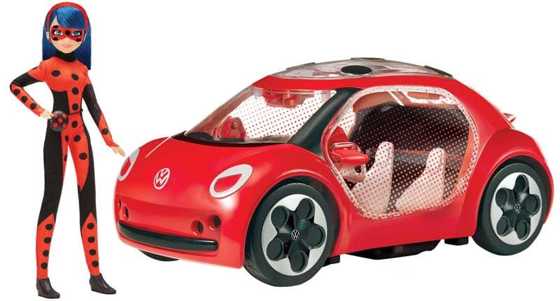 Bambole Miraculous Ladybug Bambola con Macchina Volkswagen E- Beetle