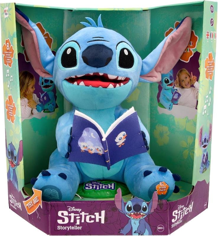 Animali Interattivi Stitch Storyteller di Lilo & Stitch, Peluche Raccontastorie Elettronico che Canta Canzoni e Racconta Storie in Italiano, Spagnolo e Francese Stitch Storyteller di Lilo & Stitch, Peluche Raccontastorie Elettronico che Canta Canzoni e Racconta Storie in Italiano, Spagnolo e Francese