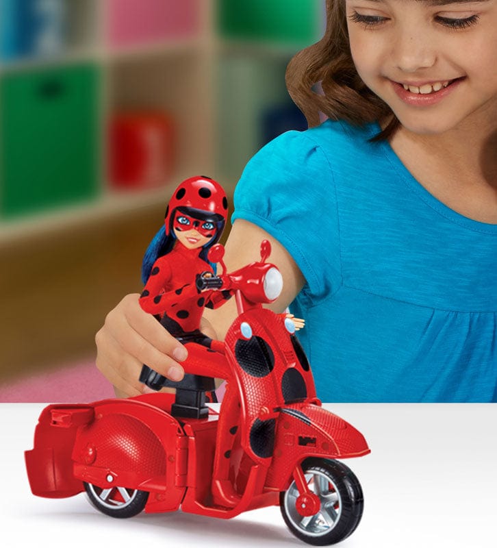 Bambole Miraculous Ladybug Bambola con Scooter Trasformabile